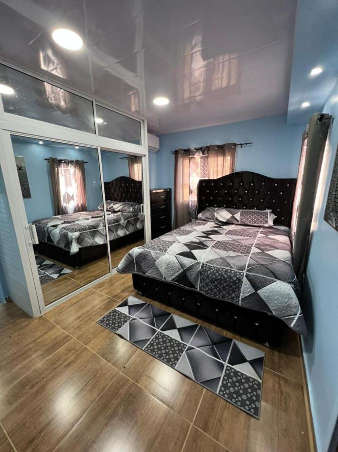 Paulino Apartment ซานติอาโก เด ลอสกาบาเญโรส ภายนอก รูปภาพ